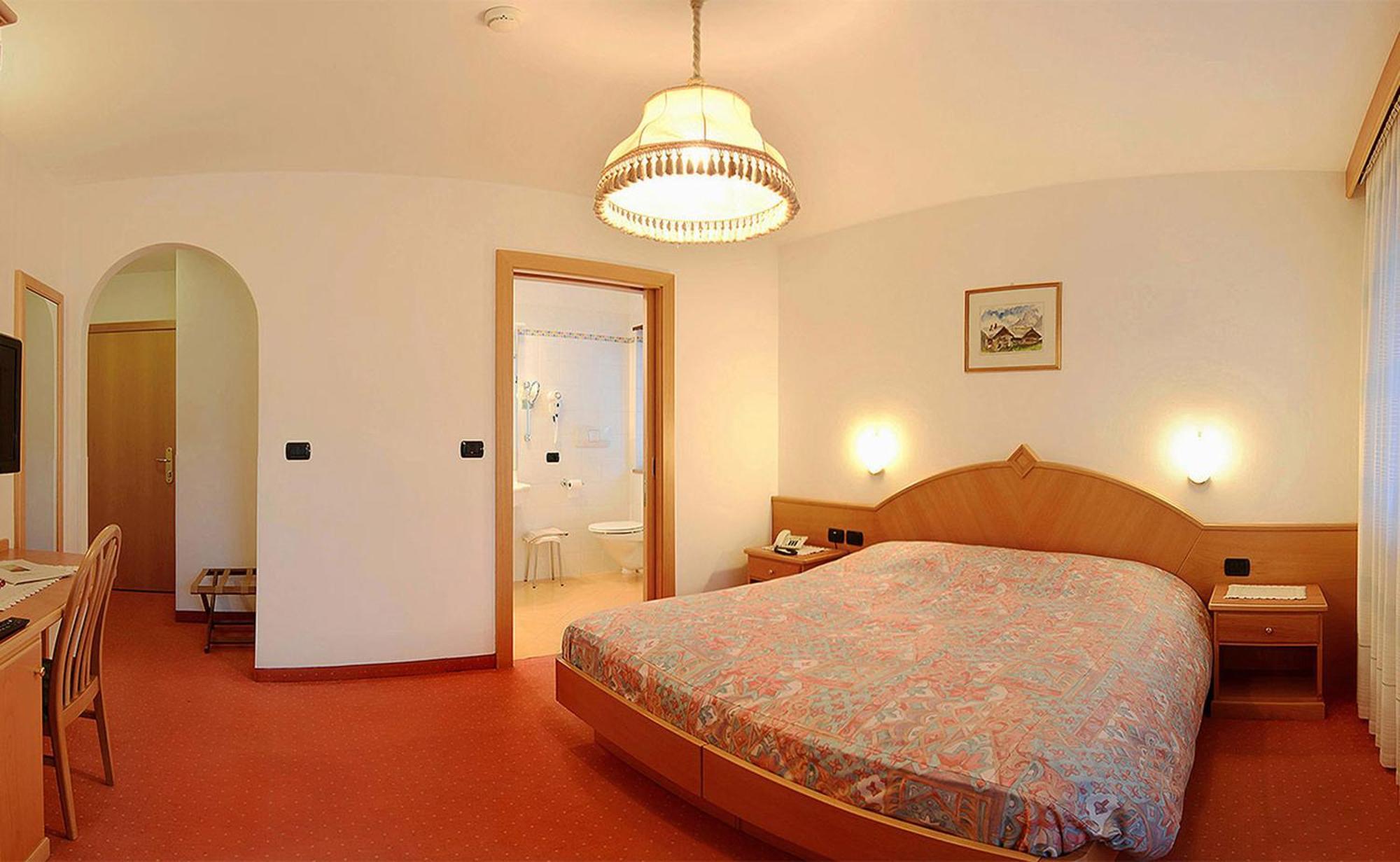 Hotel Dolomites Inn Canazei Room photo